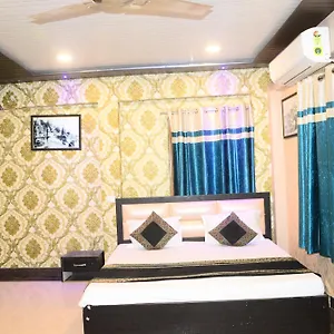 H R Varanasi